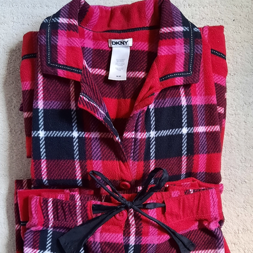 DKNY Pajama Set